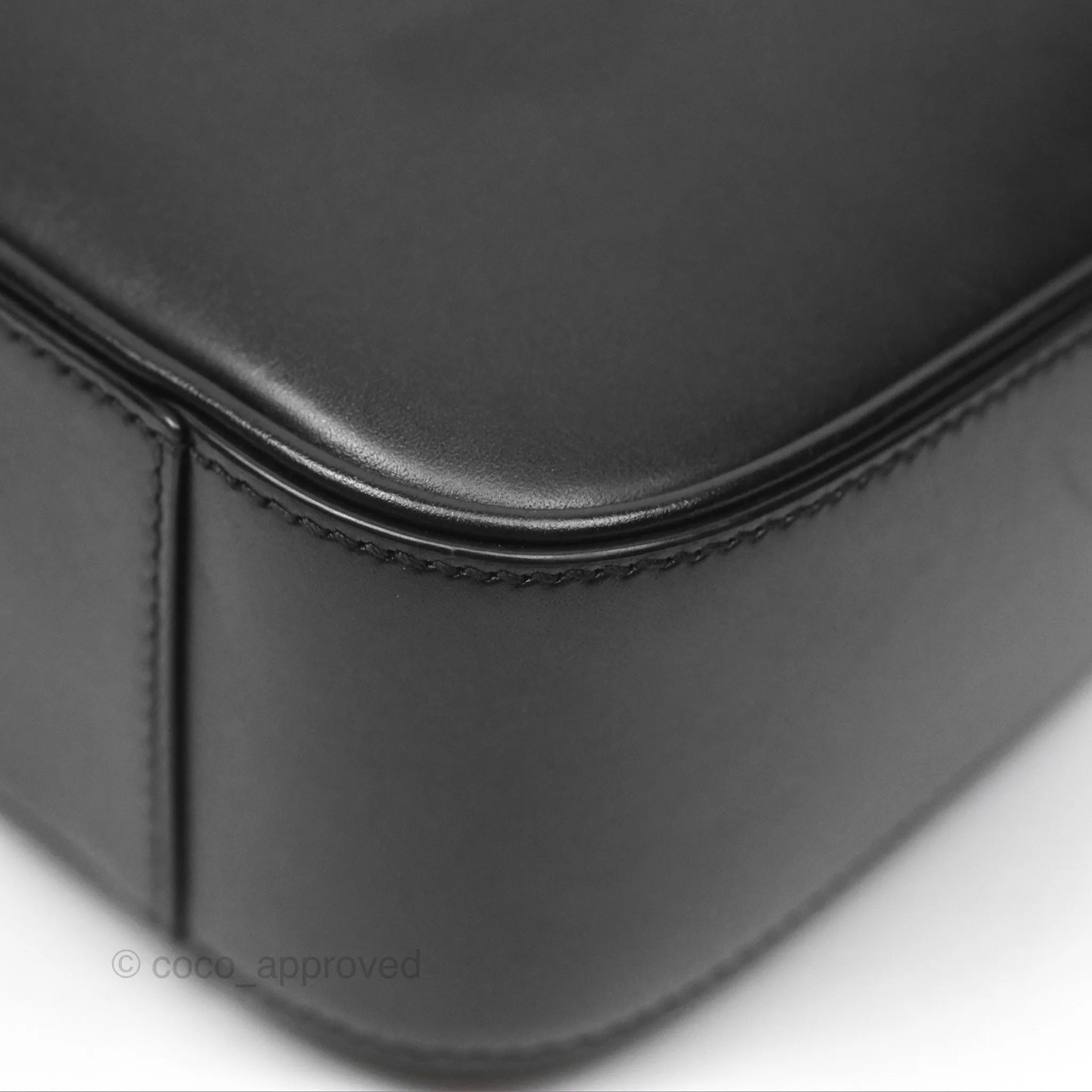 Saint Laurent 'Le 5 a 7' Hobo Bag Black Smooth Calfskin