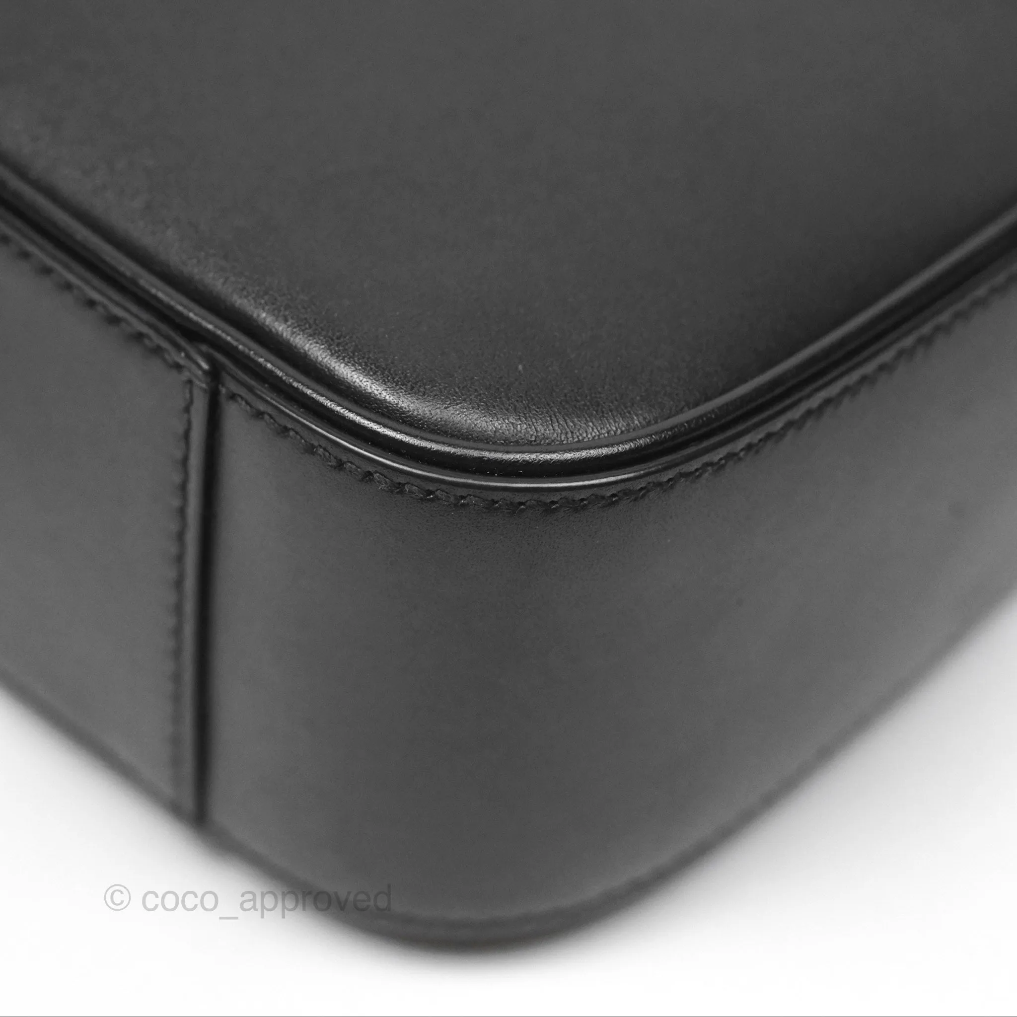 Saint Laurent 'Le 5 a 7' Hobo Bag Black Smooth Calfskin