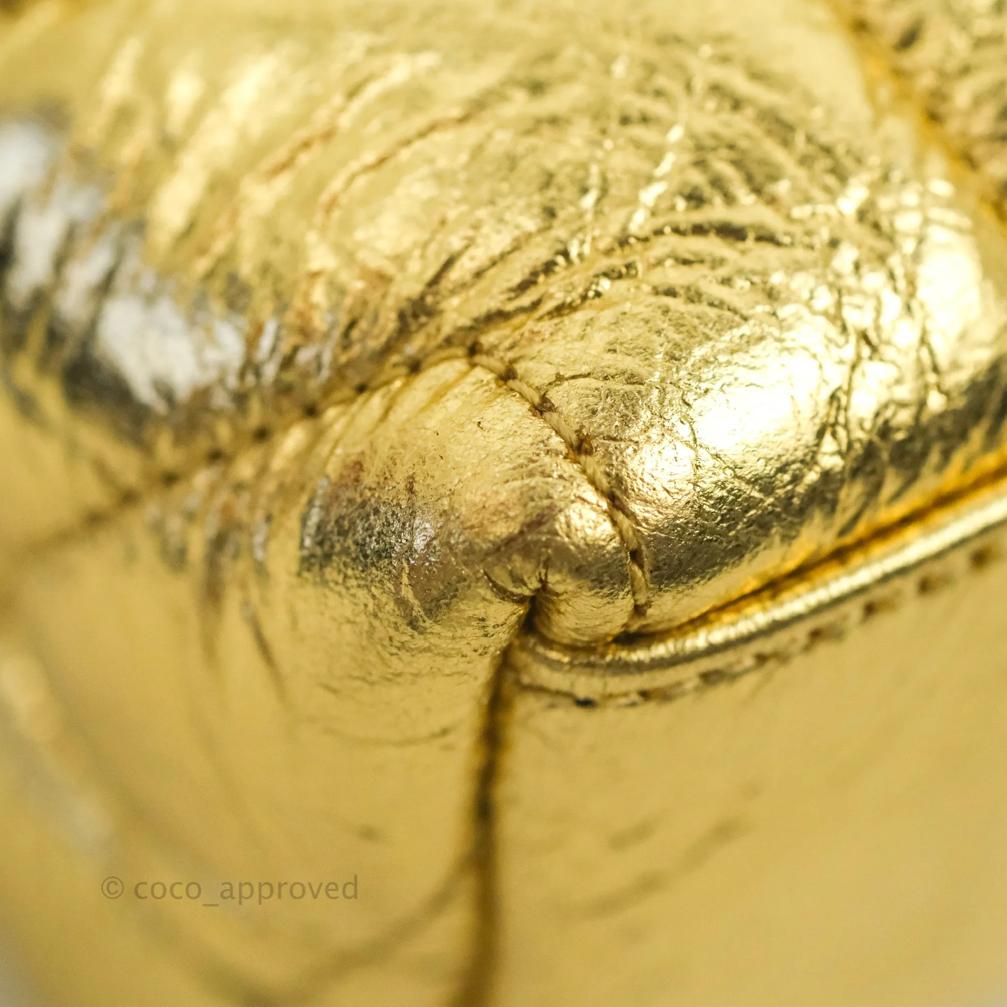 Saint Laurent Loulou Small Bag Metallic Gold Gold Hardware
