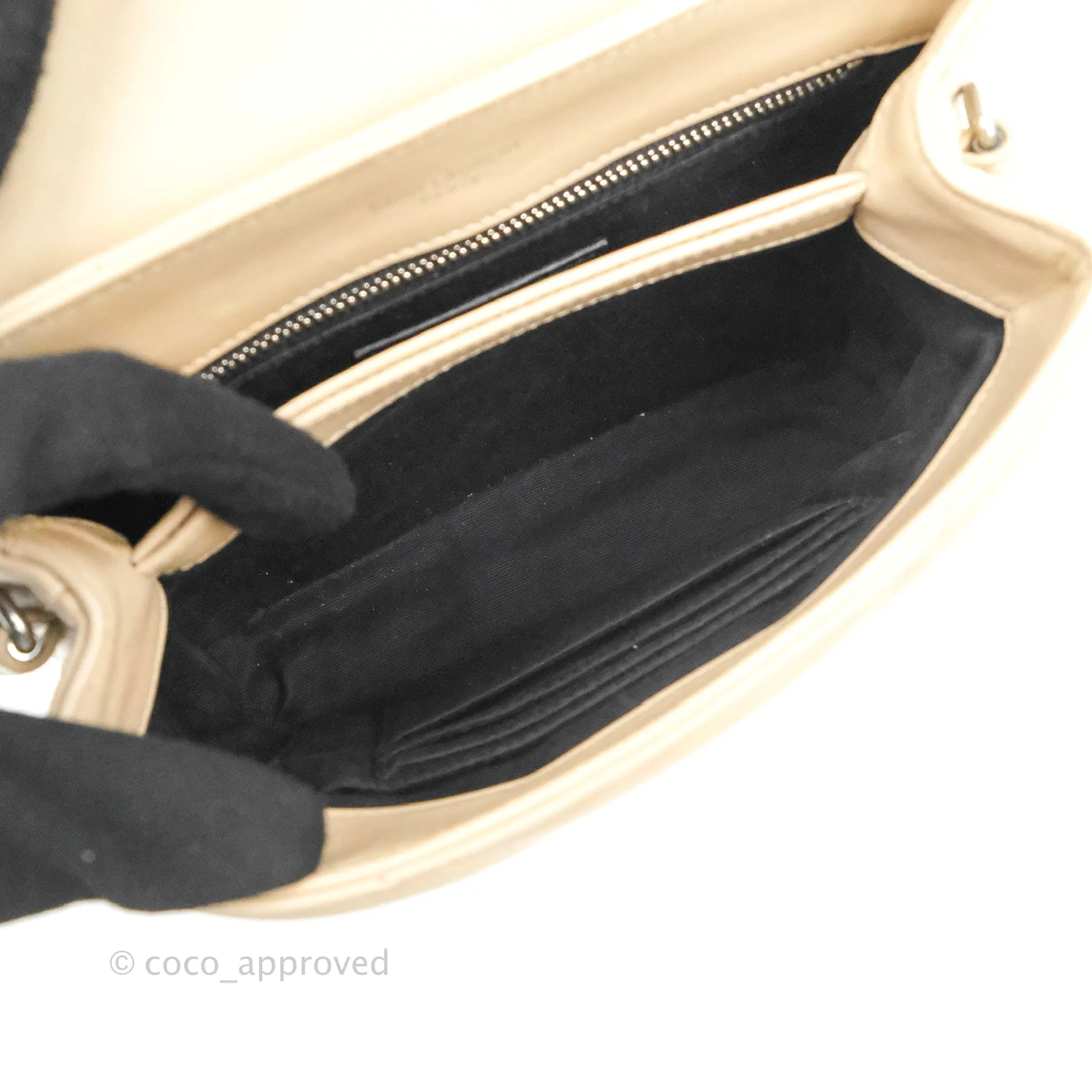 Saint Laurent Loulou Toy Quilted Leather Shoulder Bag Light Beige