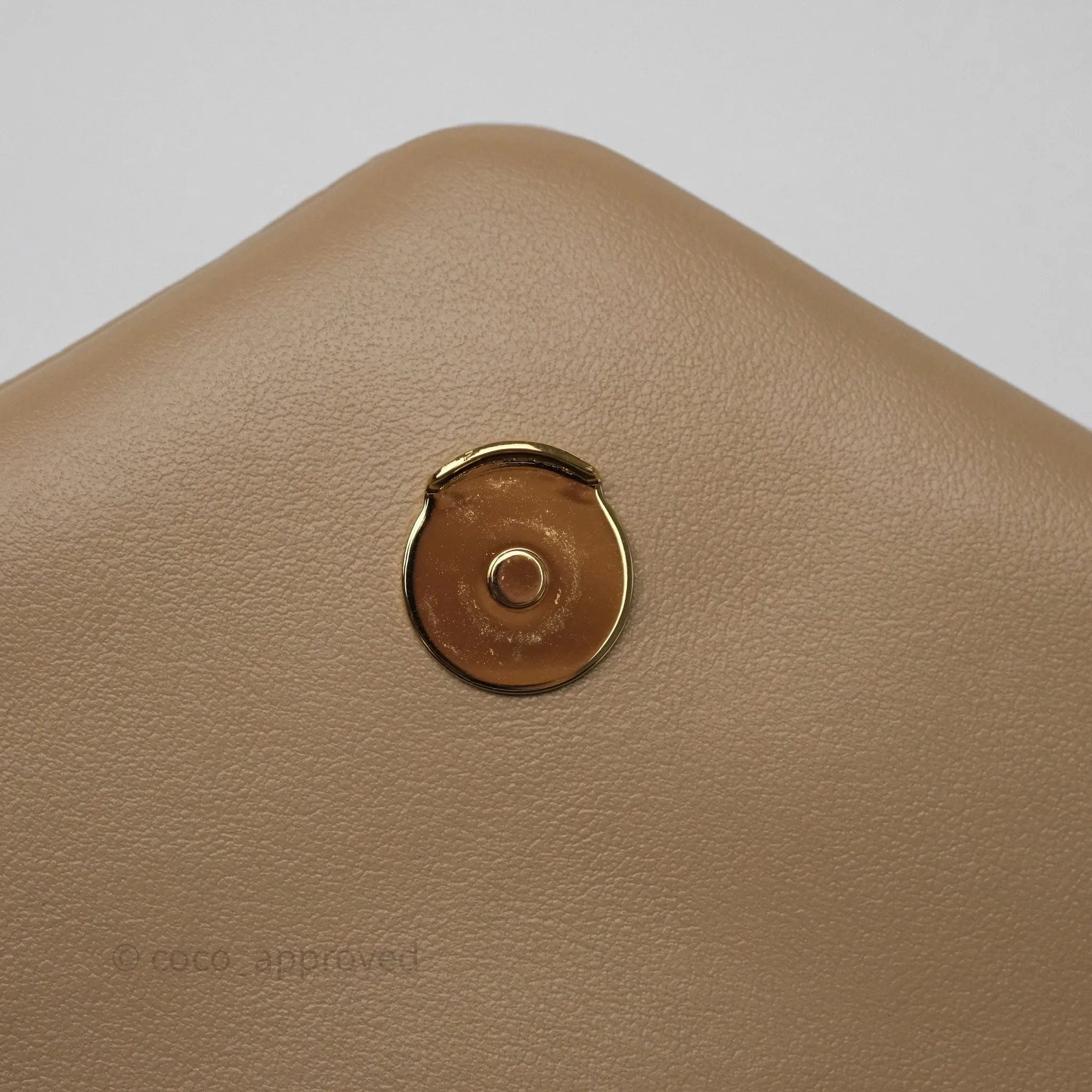 Saint Laurent Loulou Toy Shoulder Bag Beige