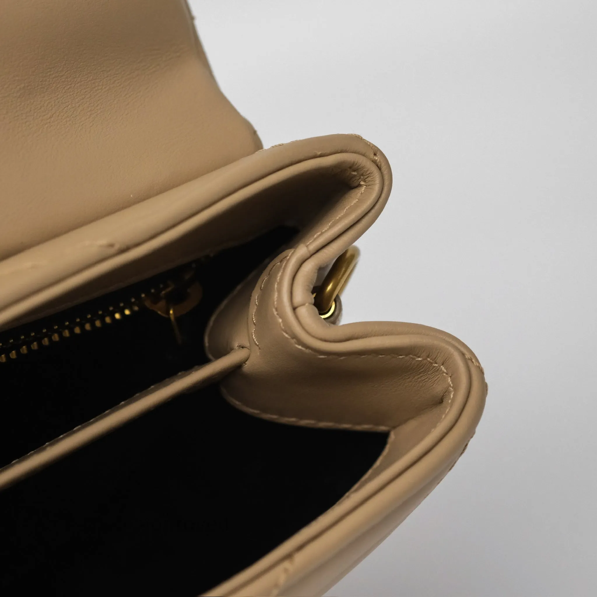 Saint Laurent Loulou Toy Shoulder Bag Beige
