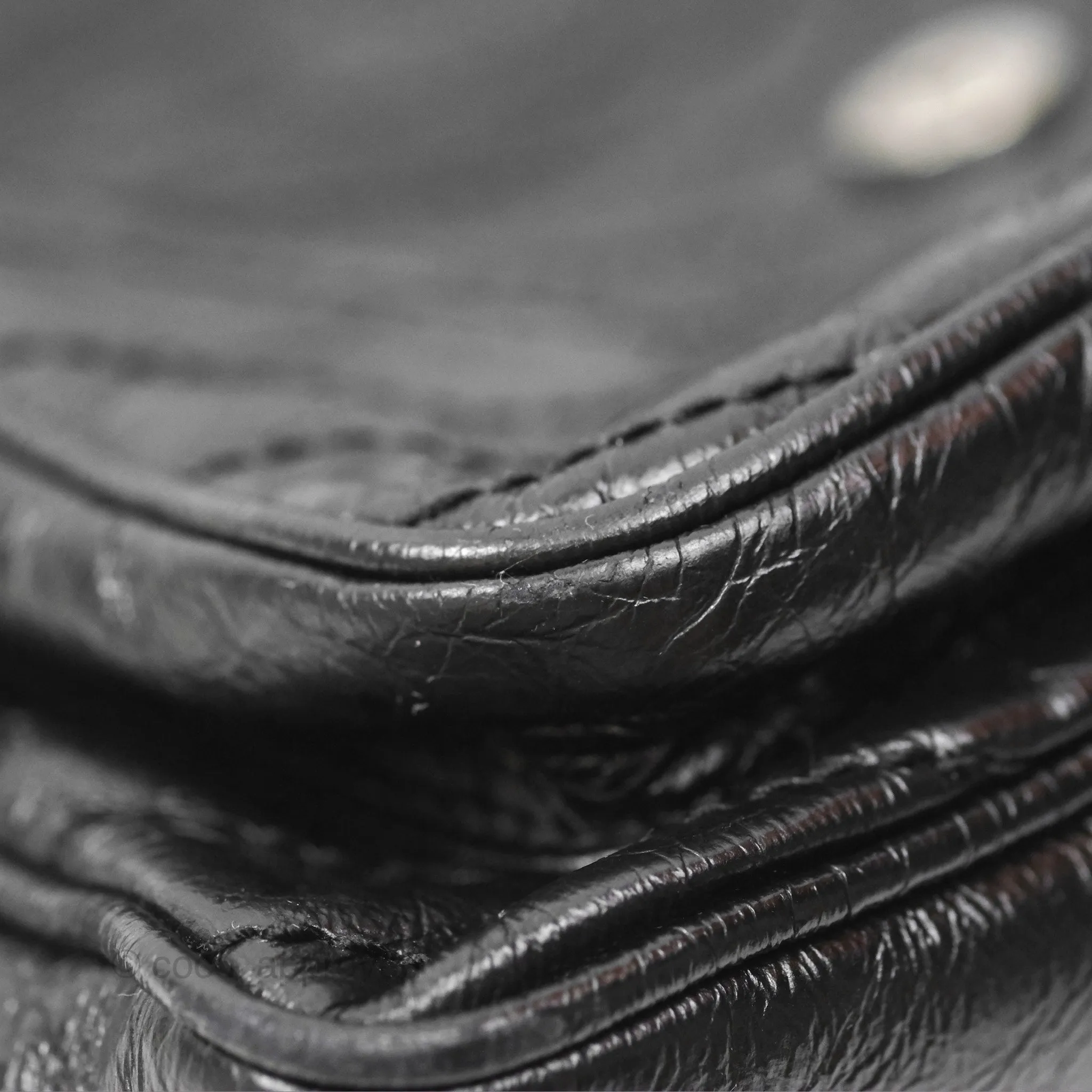 Saint Laurent Medium Niki Chain Bag Crinkled Calfskin So Black