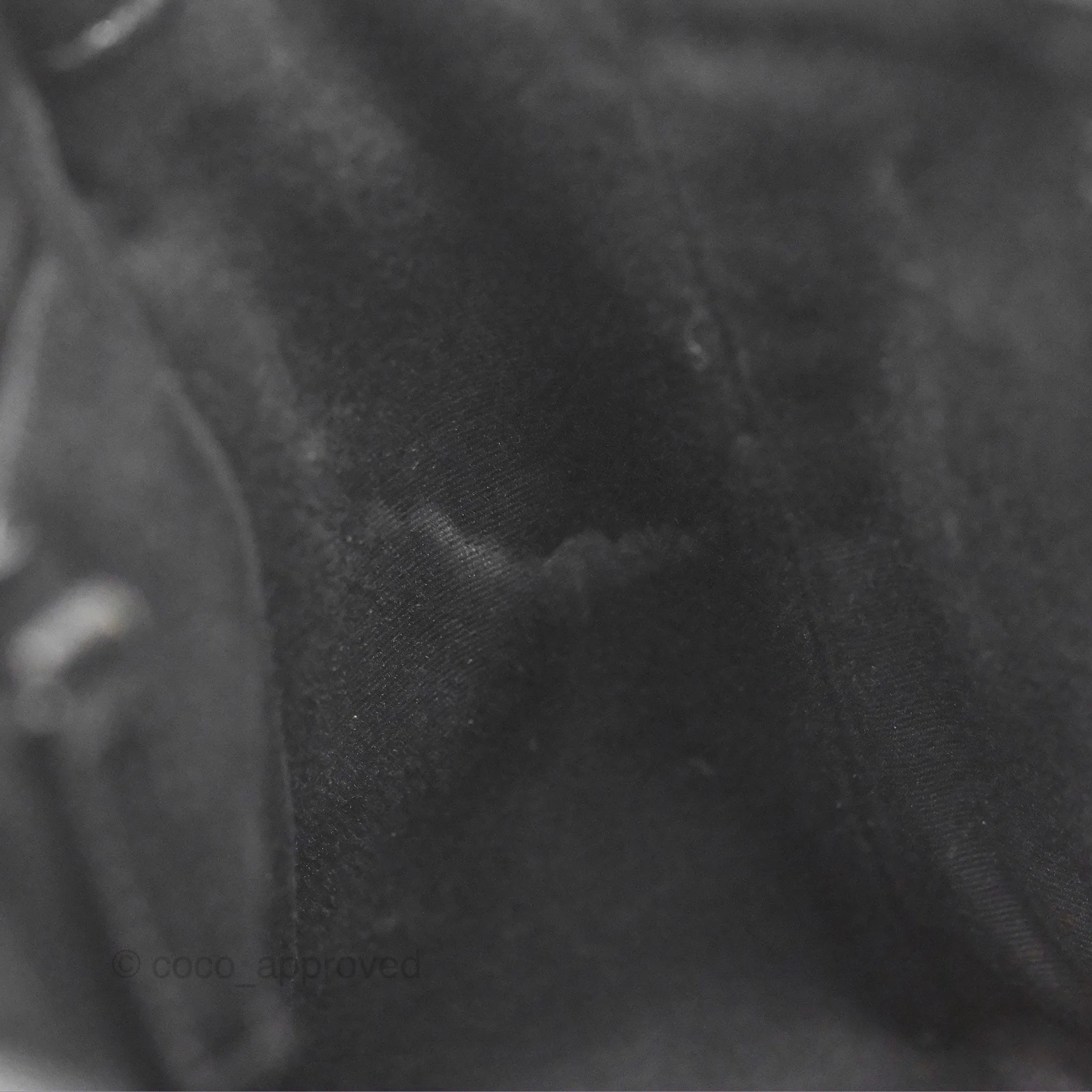 Saint Laurent Medium Niki Chain Bag Crinkled Calfskin So Black