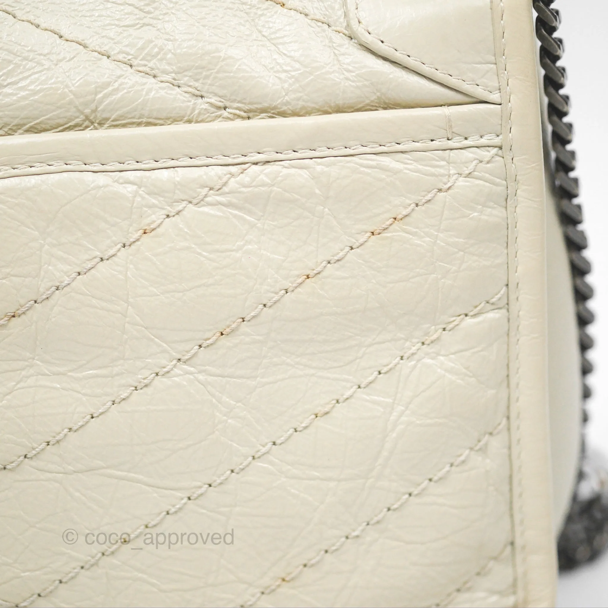 Saint Laurent Niki Baby Chain Bag Blanc Vintage Calfskin Brushed Palladium Hardware