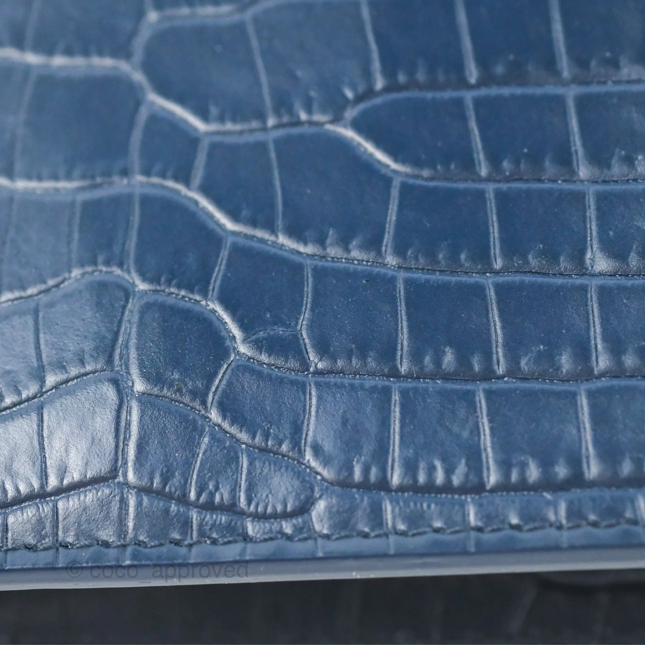 Saint Laurent Sunset Chain Wallet Navy Croc-embossed Shiny Calfskin Silver Hardware