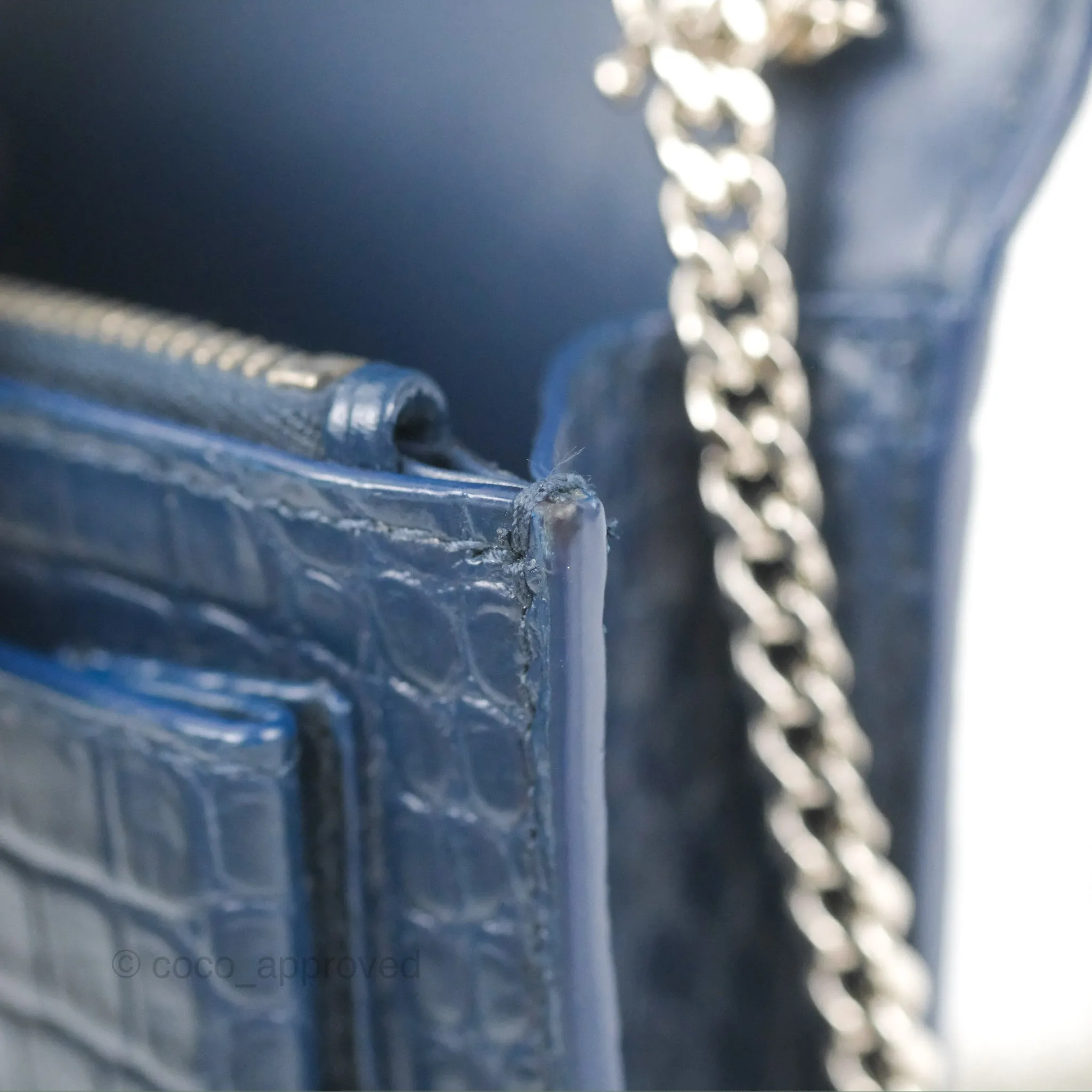 Saint Laurent Sunset Chain Wallet Navy Croc-embossed Shiny Calfskin Silver Hardware