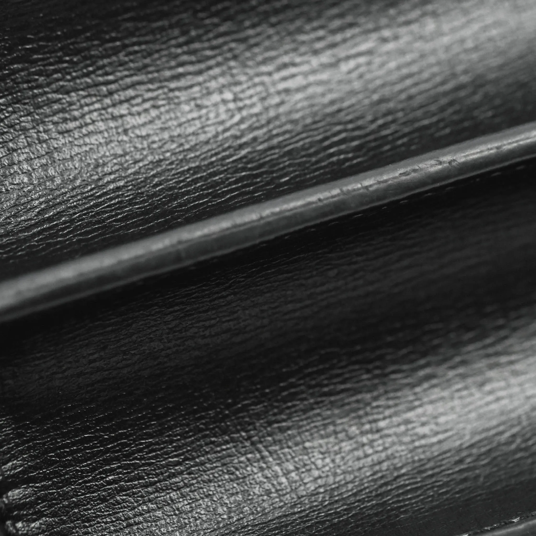 Saint Laurent Sunset Medium Black Calfskin Silver Hardware