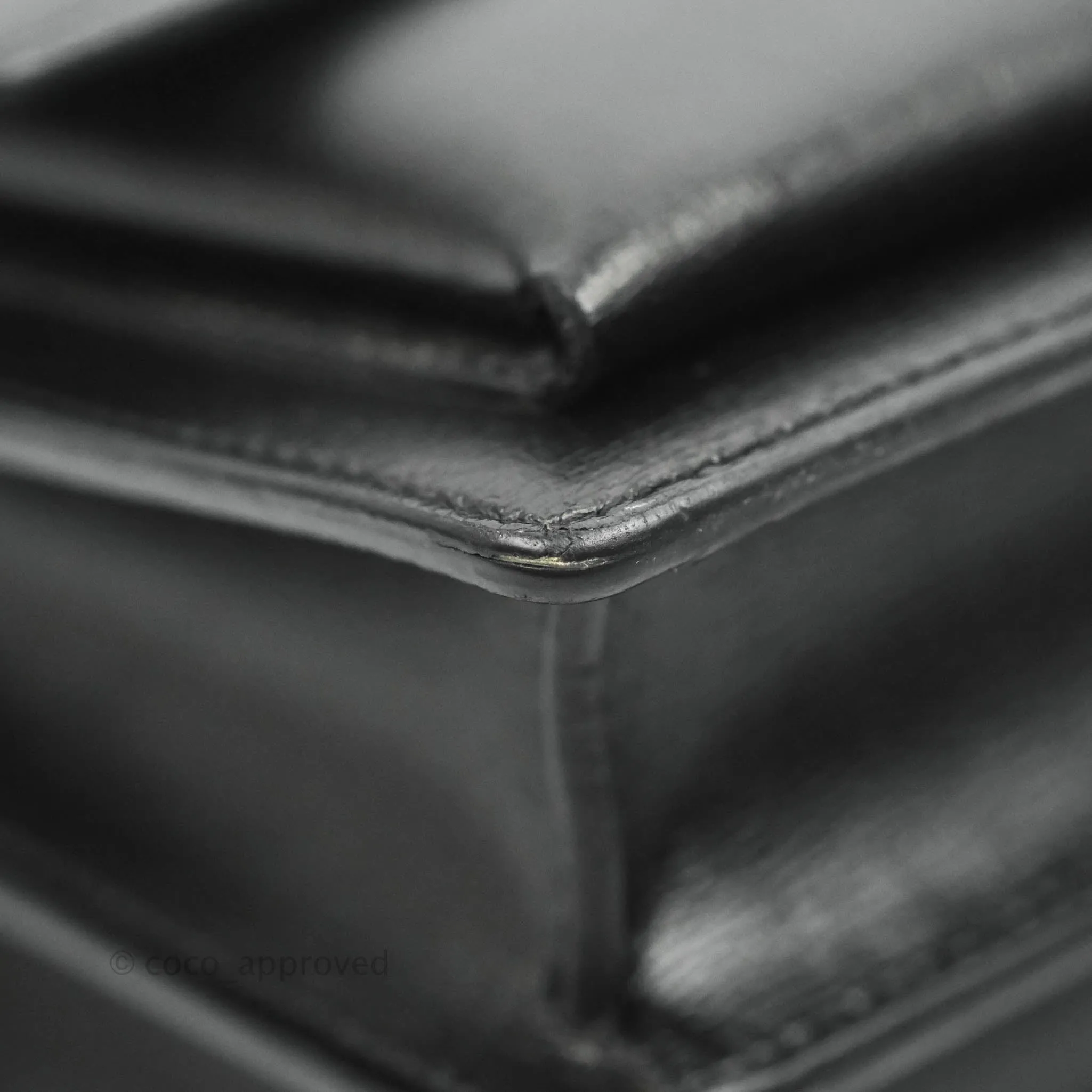 Saint Laurent Sunset Medium Black Calfskin Silver Hardware